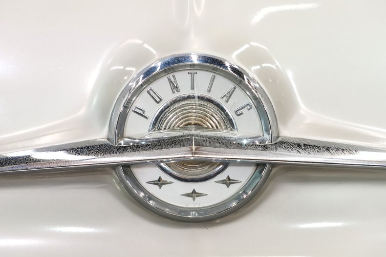1957 Pontiac Starchief 54
