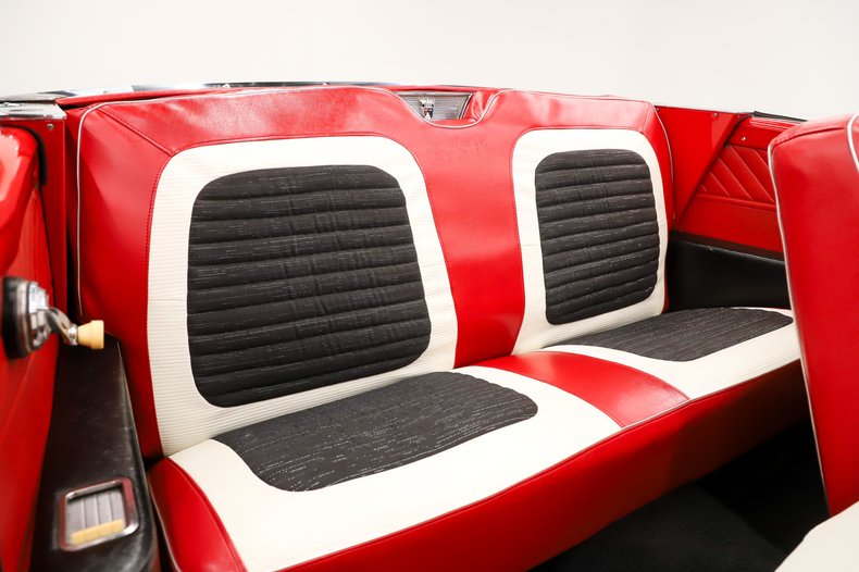 1959 Ford Skyliner | Volo Museum