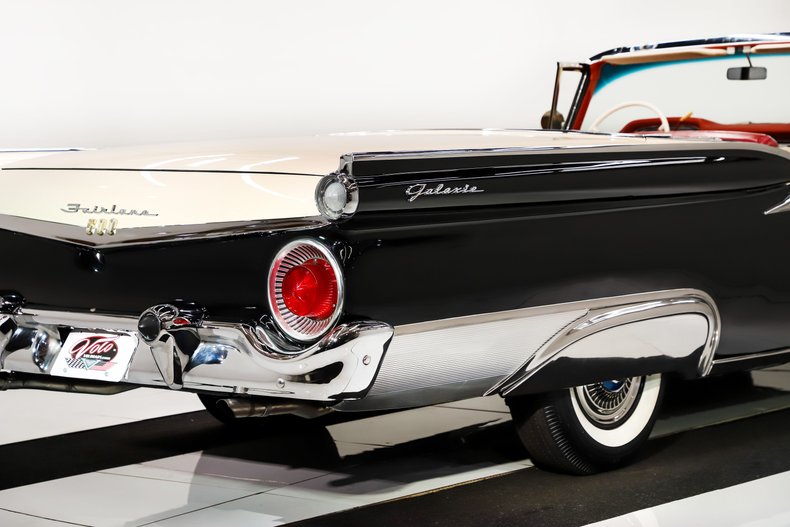 1959 Ford Skyliner