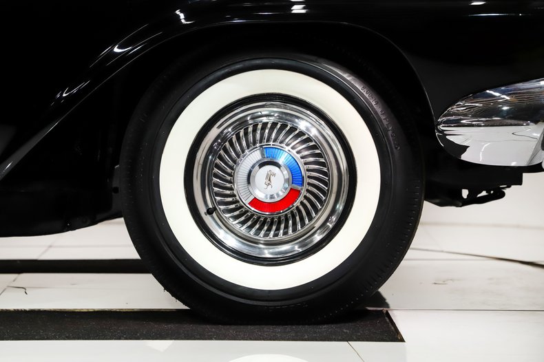 1959 Ford Skyliner | Volo Museum