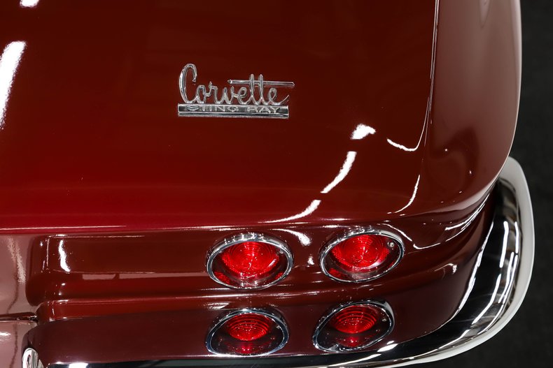 1967 Chevrolet Corvette 12