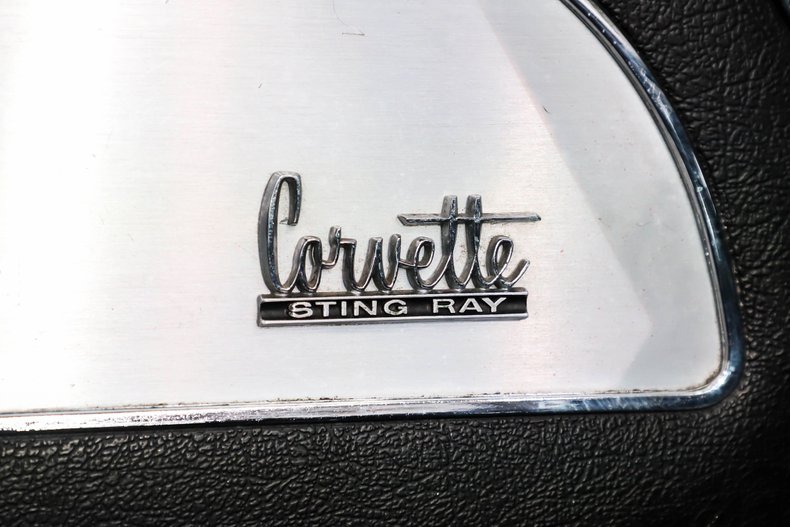 1967 Chevrolet Corvette 41