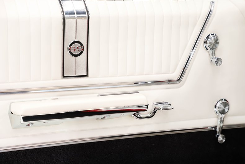 1965 Chevrolet Impala 8
