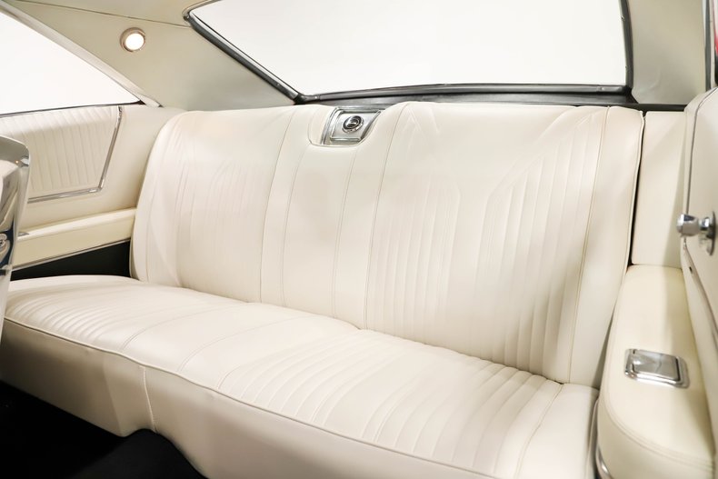 1965 Chevrolet Impala 12