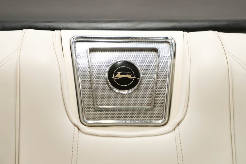 1965 Chevrolet Impala 43