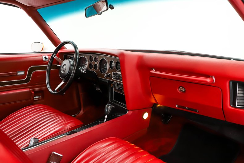 1977 Pontiac LeMans 35