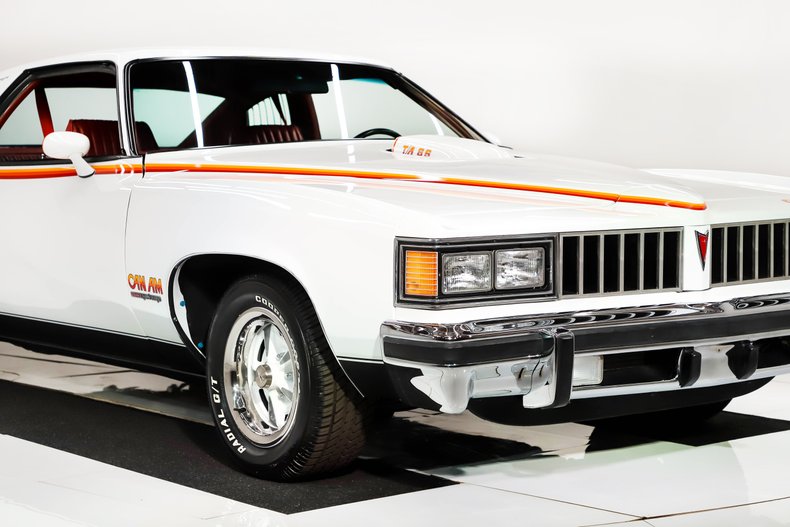 1977 Pontiac LeMans 58