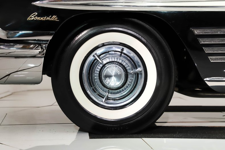 1958 Pontiac Bonneville 60