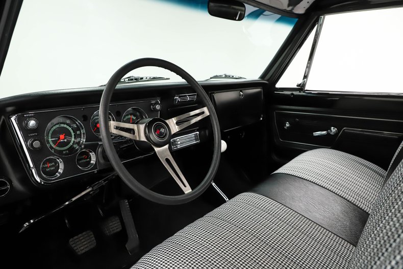 1967 Chevrolet C10 2