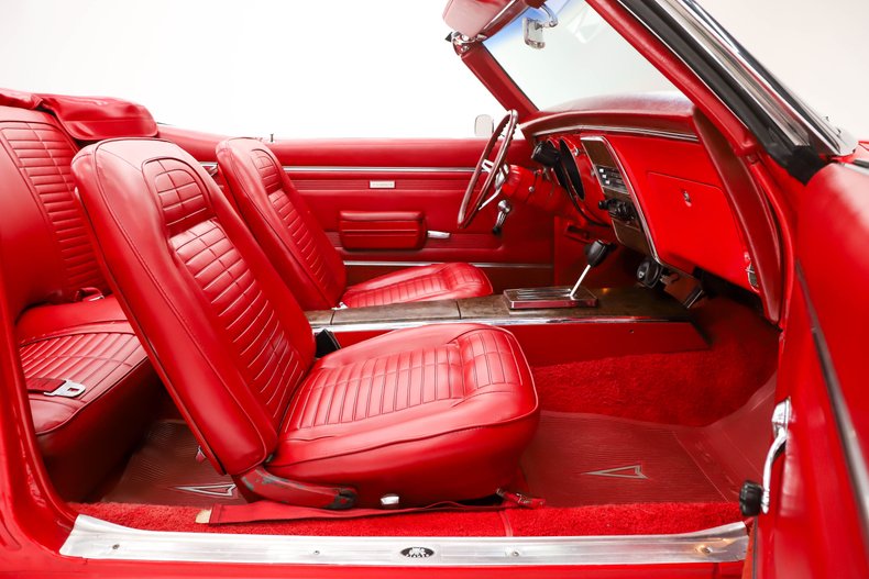 1968 Pontiac Firebird 48