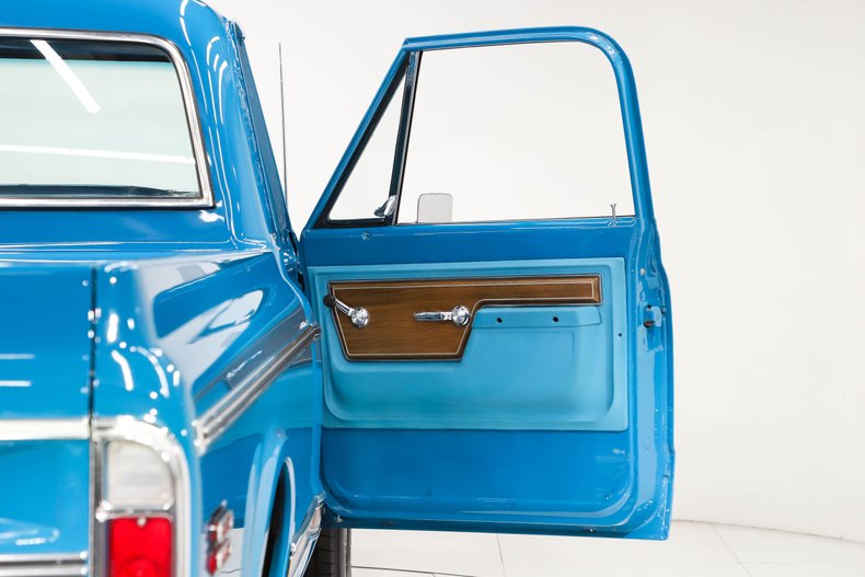 1972 Chevrolet C10 | Volo Museum