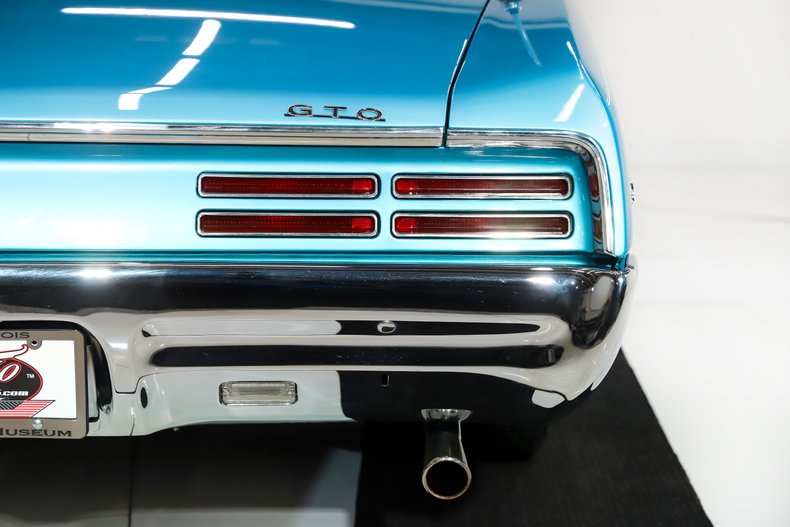 1967 Pontiac GTO | Volo Museum