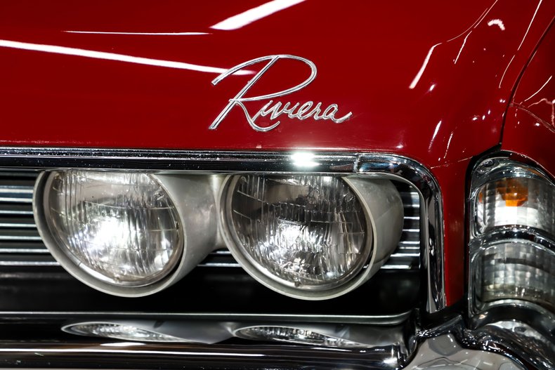 1967 Buick Riviera | Volo Museum