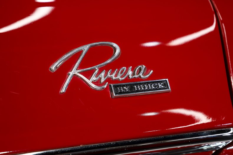 1967 Buick Riviera | Volo Museum
