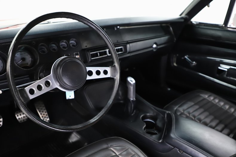 1970 Dodge Charger 2