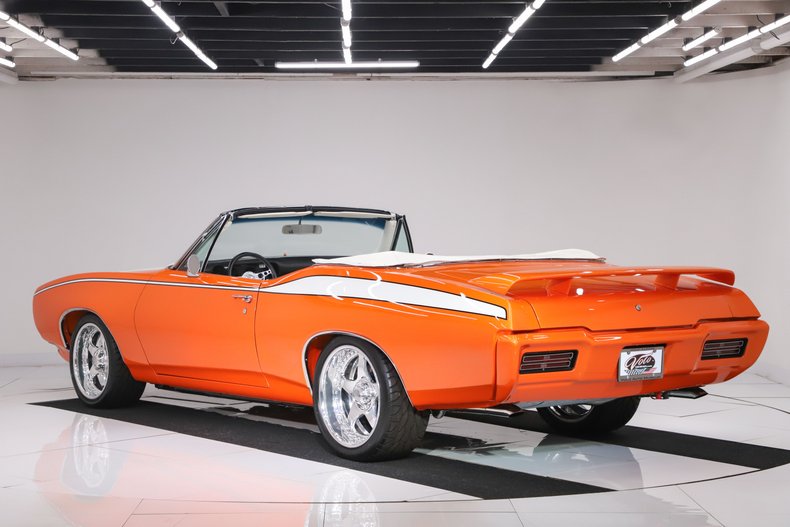 1968 Pontiac GTO | Volo Museum