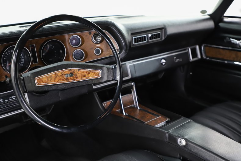 1970 Chevrolet Camaro 2