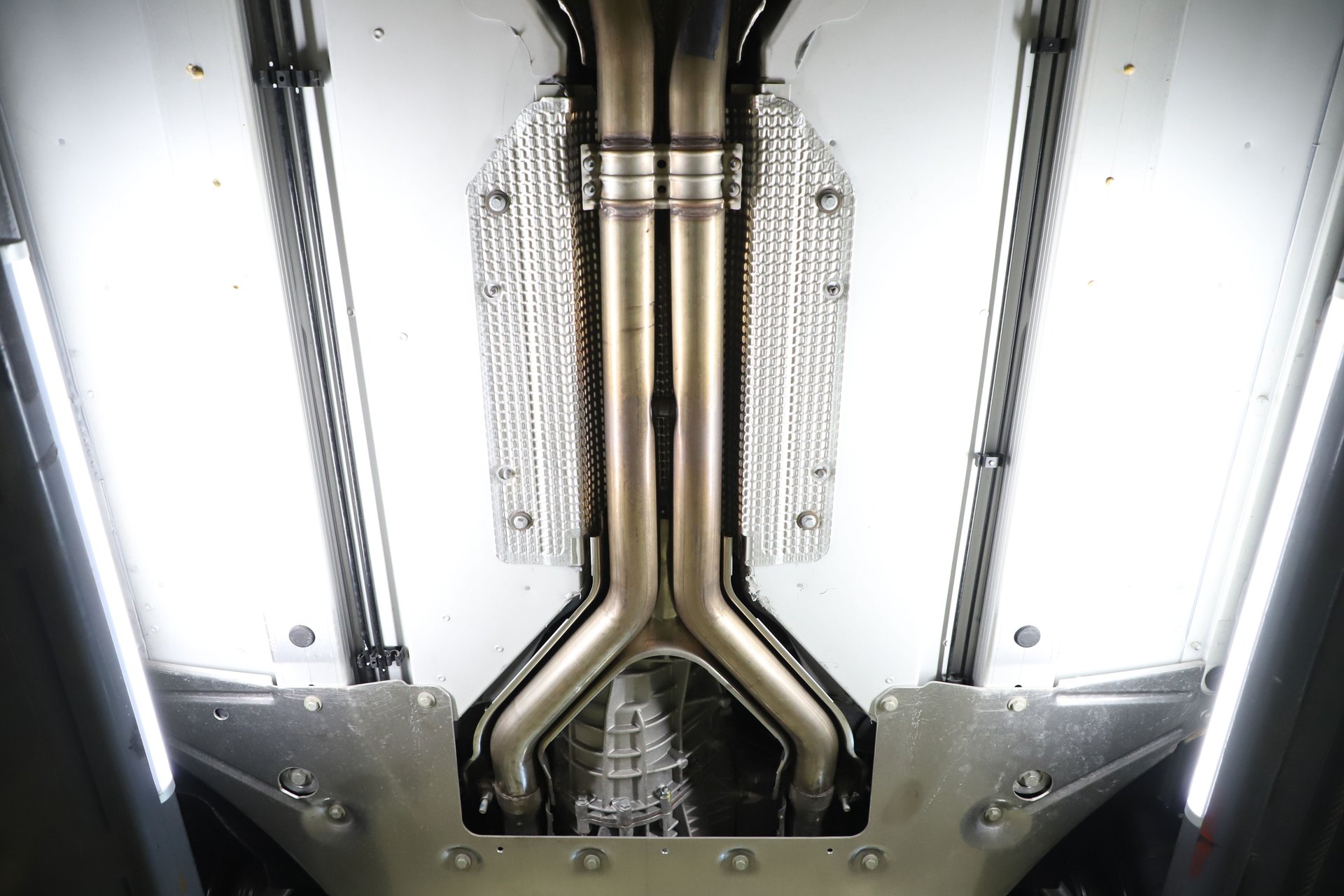 2013 Aston Martin V8 Vantage Base - Photo 108