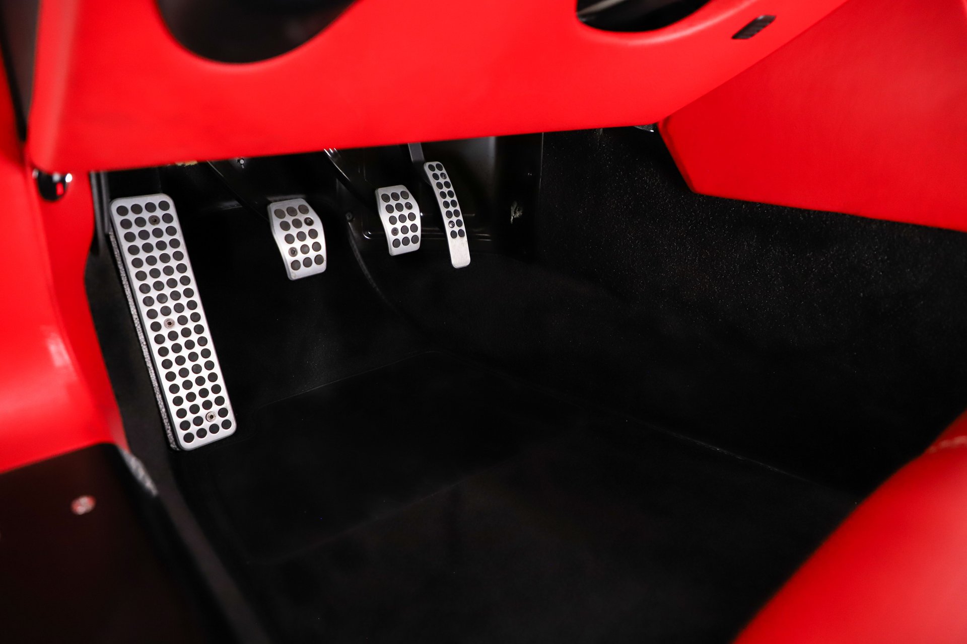 2013 Aston Martin V8 Vantage Base - Photo 32