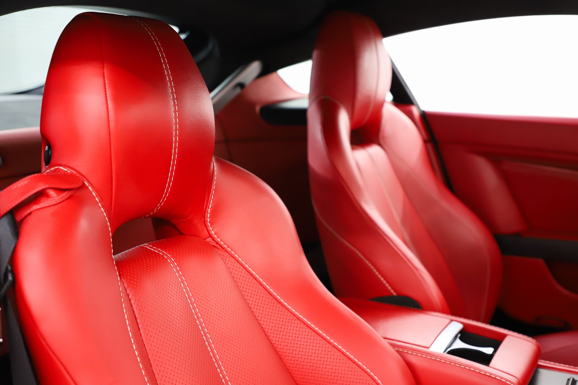 2013 Aston Martin V8 Vantage Base - Photo 42