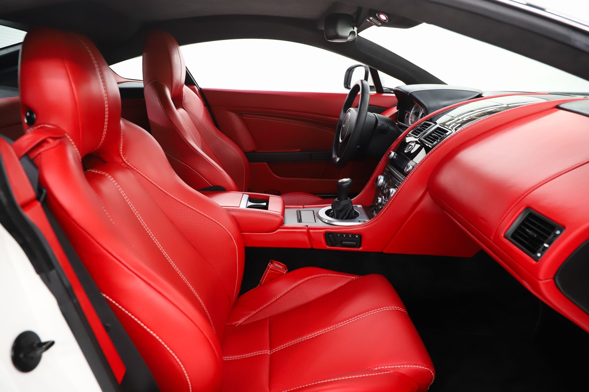 2013 Aston Martin V8 Vantage Base - Photo 58