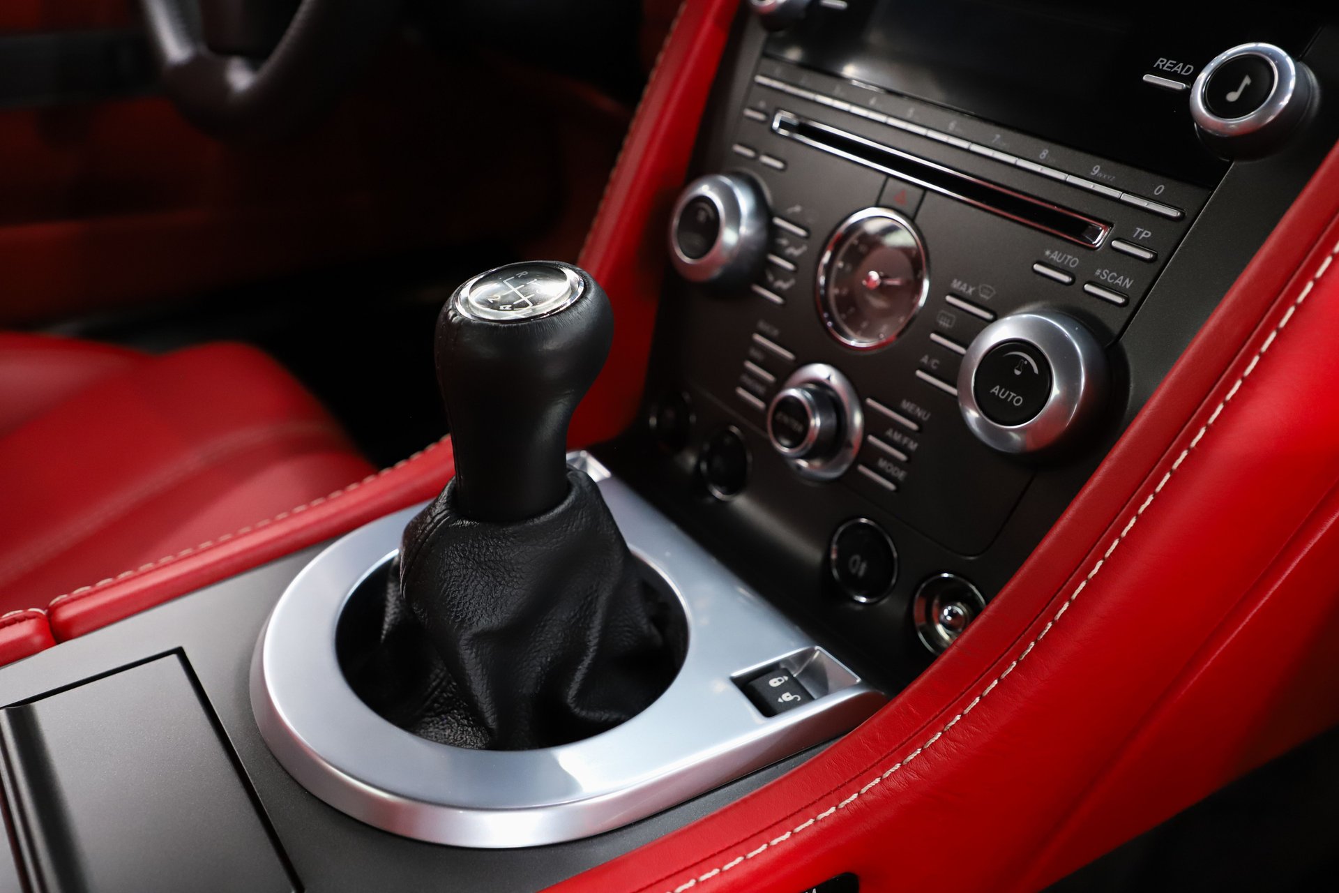 2013 Aston Martin V8 Vantage Base - Photo 60