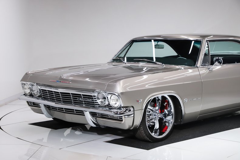 1965 Chevrolet Impala | Volo Museum