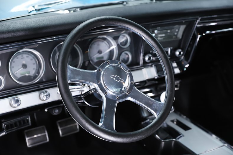 1967 Chevrolet Impala 19