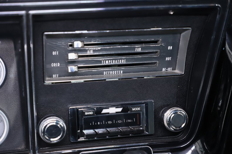 1967 Chevrolet Impala 27