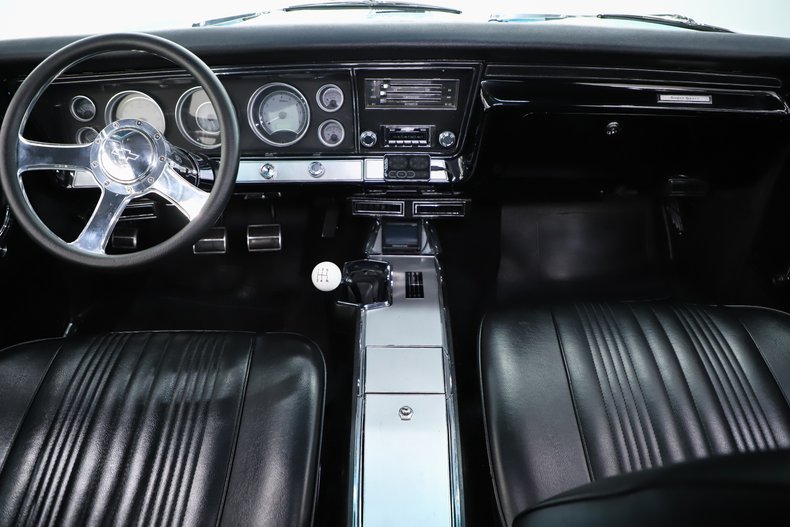 1967 Chevrolet Impala 25