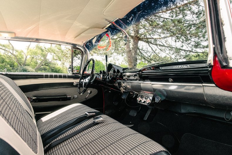 1960 Chevrolet Impala 111