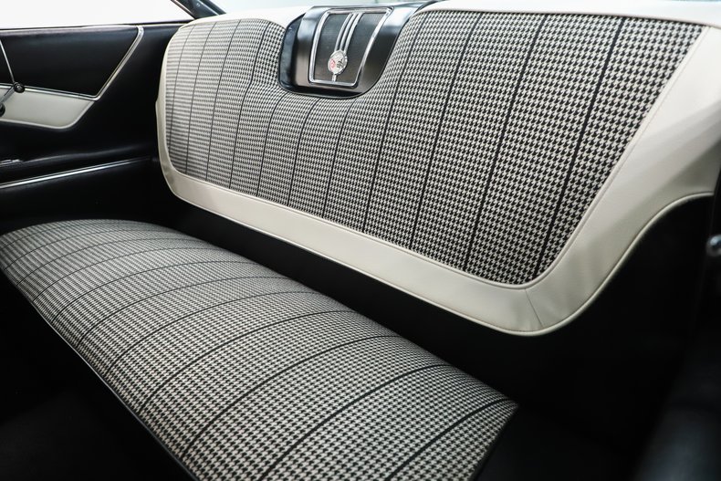 1960 Chevrolet Impala 16