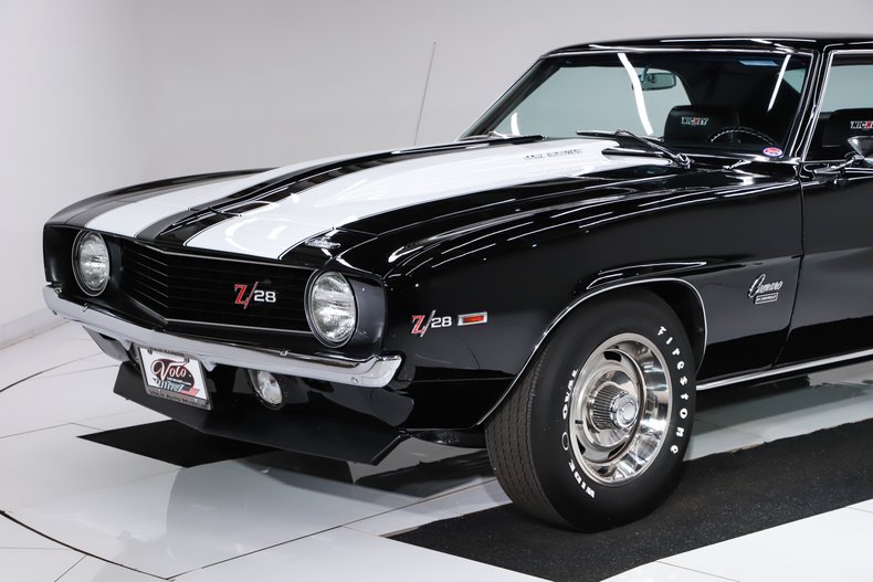 1969 Chevrolet Camaro 12