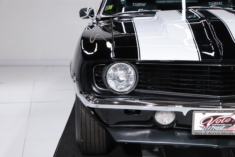 1969 Chevrolet Camaro 29
