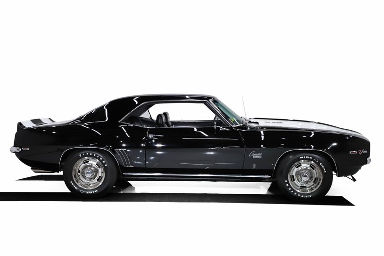 1969 Chevrolet Camaro 18