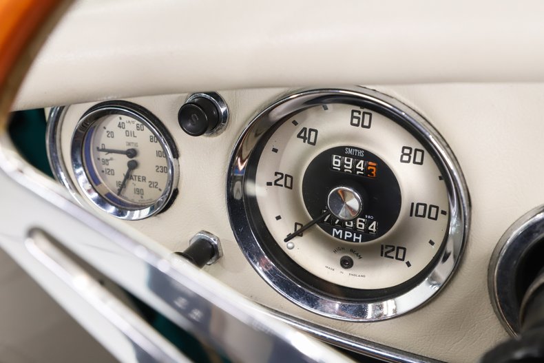 1962 Austin Healey 3000 19
