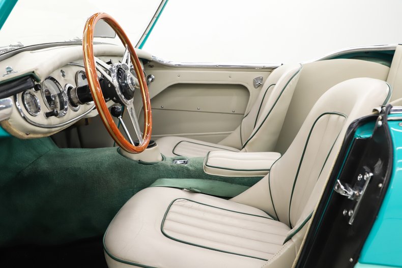 1962 Austin Healey 3000 33