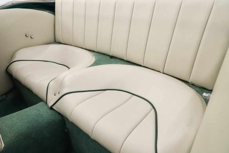 1962 Austin Healey 3000 13