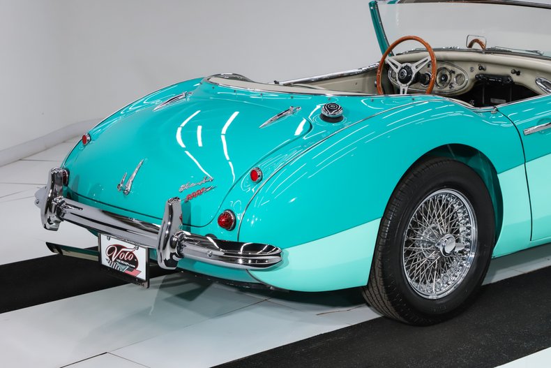 1962 Austin Healey 3000 17