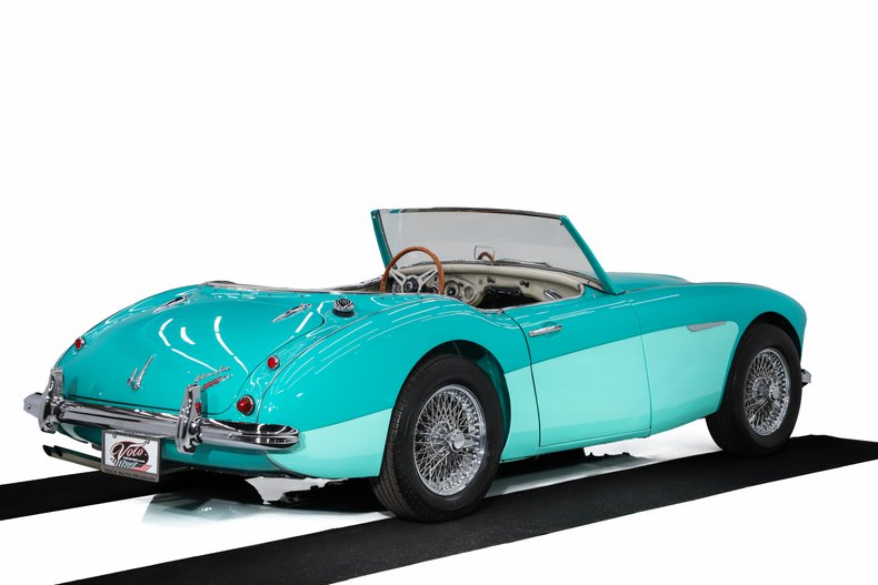 1962 Austin Healey 3000 34
