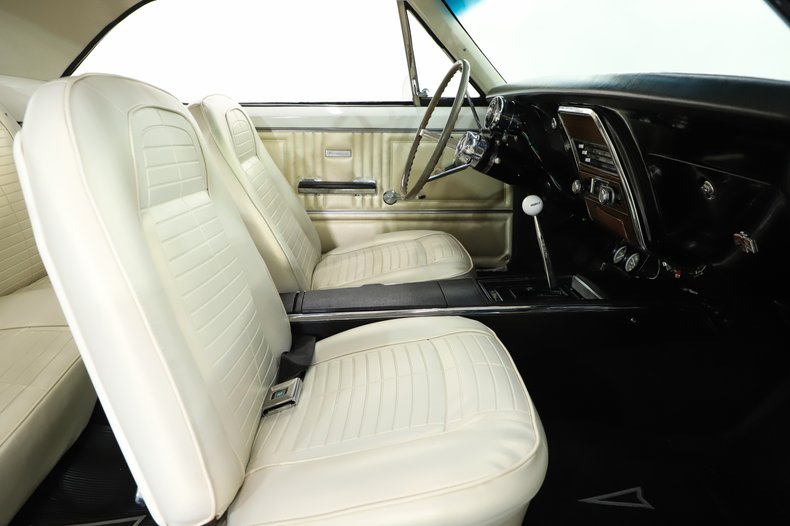 1967 Pontiac Firebird 44