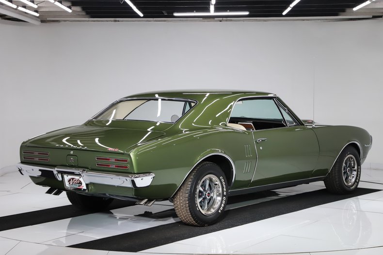 1967 Pontiac Firebird 35