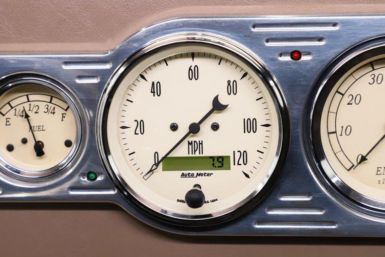 1937 Ford Custom 3