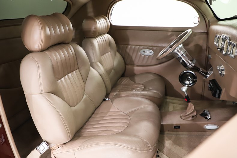 1937 Ford Custom 44
