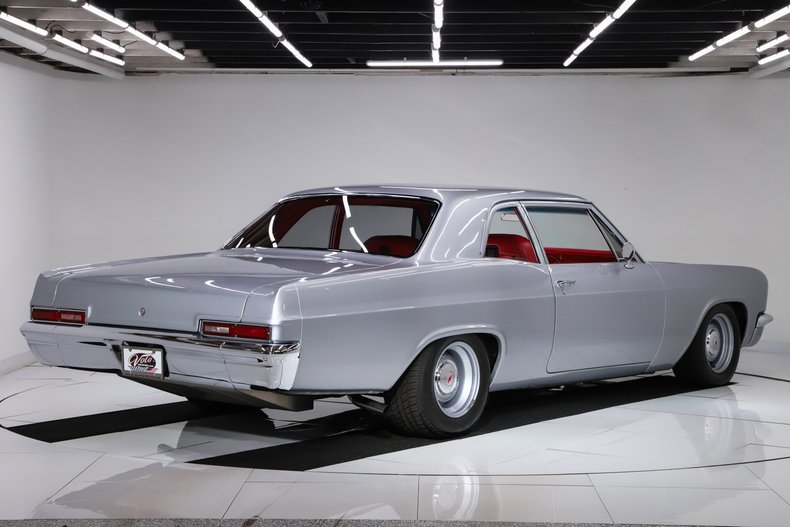 1966 Chevrolet Biscayne 30
