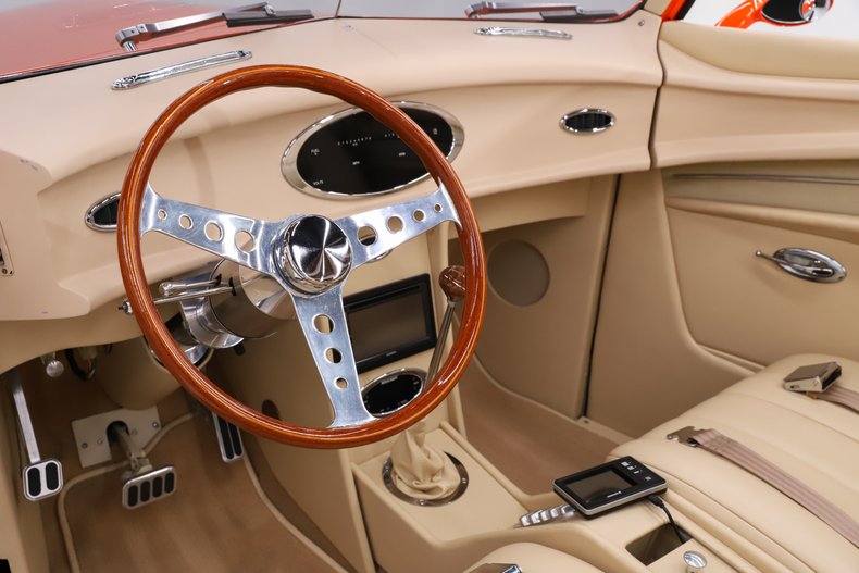 1937 Ford Cabriolet 2