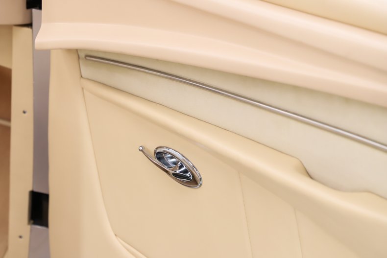 1937 Ford Cabriolet 48