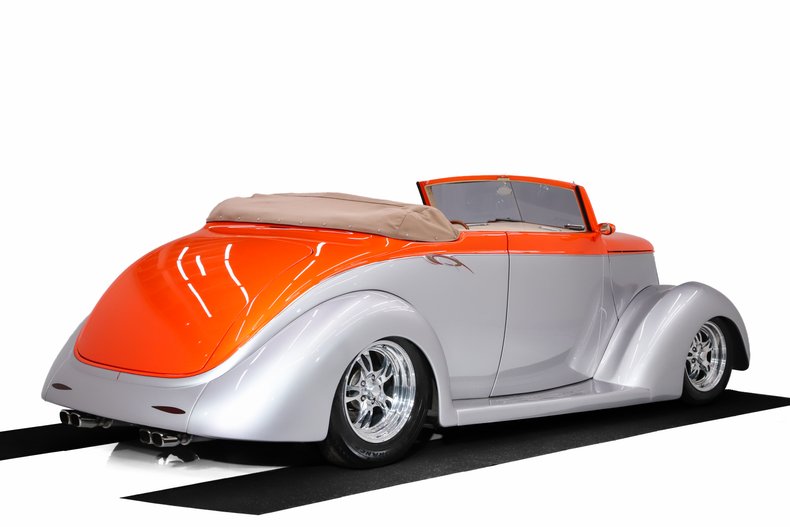 1937 Ford Cabriolet 27