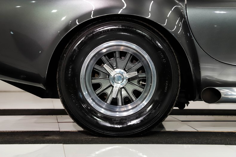 1965 Shelby Cobra 33