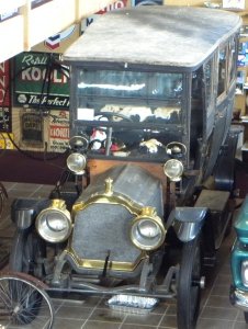 1910 Packard 